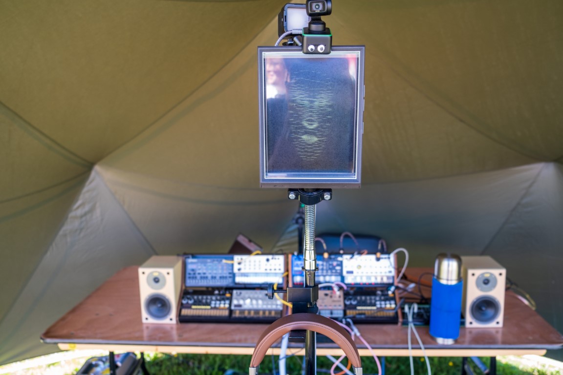 The Holographic PhotoSYNTH being presented at the Electromagnetic Fields Festival.