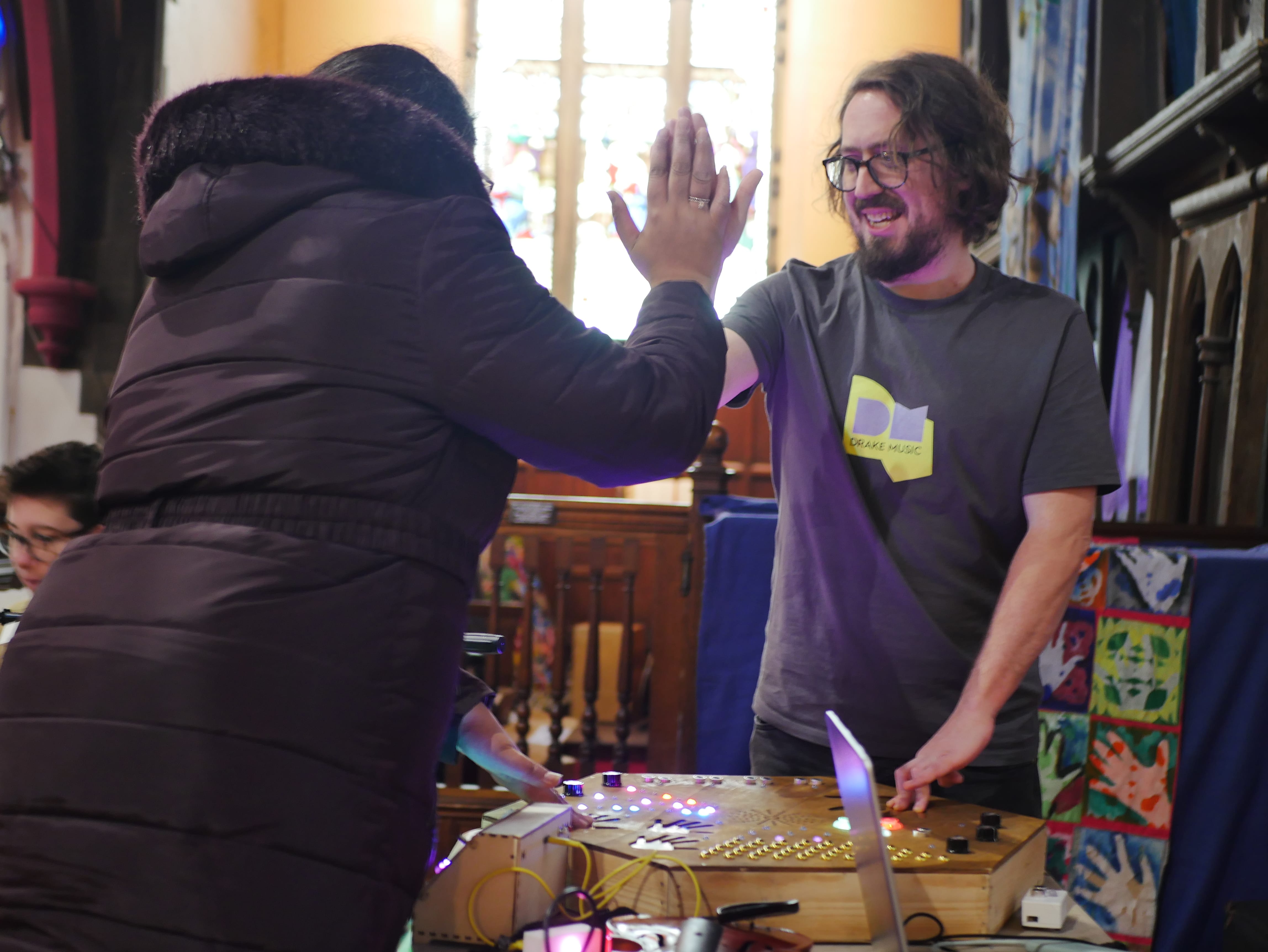 Bradford Billy demonstrating the Hi-five synth